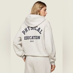GYMSHARK Women’s Medium Phys Ed Logo Hoodie Light Grey Marl- NWT
